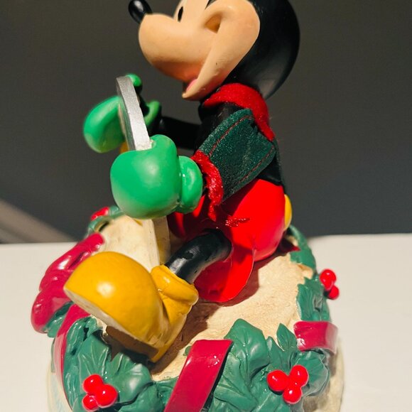 Mickey Mouse 1996 Cast Holiday Figurine – 25 Years of Magic - Picture 4 of 9